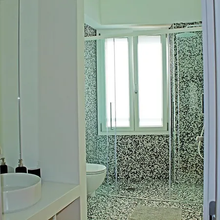 アパート Luxuryhouse Boboetto カリアリ